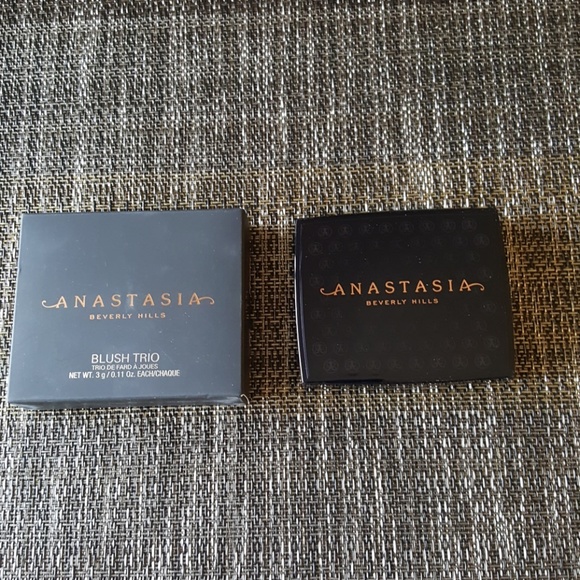 Anastasia Beverly Hills Other - Anastasia Beverly Hills Blush Trio